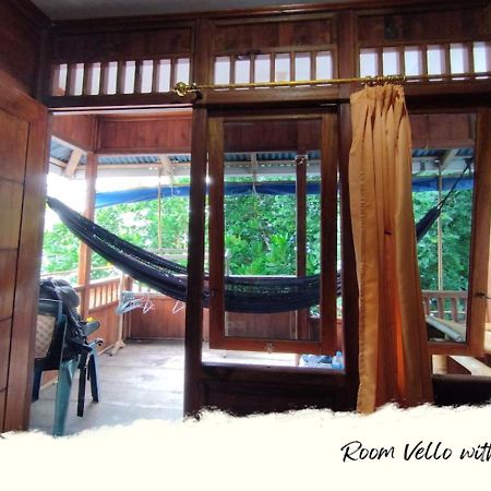 Heiner Homestay Бунакен Екстериор снимка